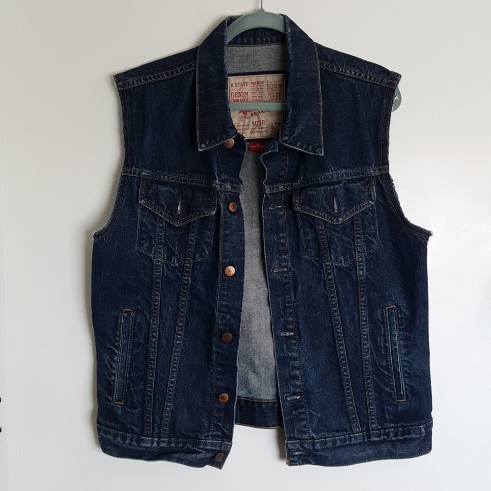 Classic jean vest